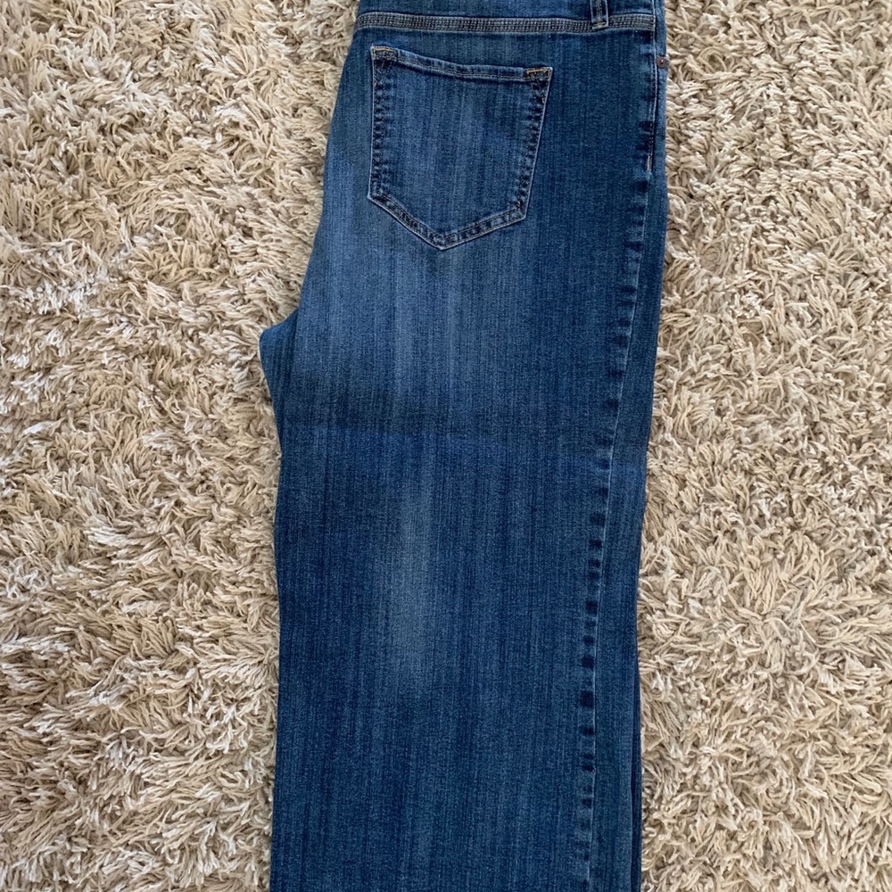 Bermudas - Picture 8 of 8